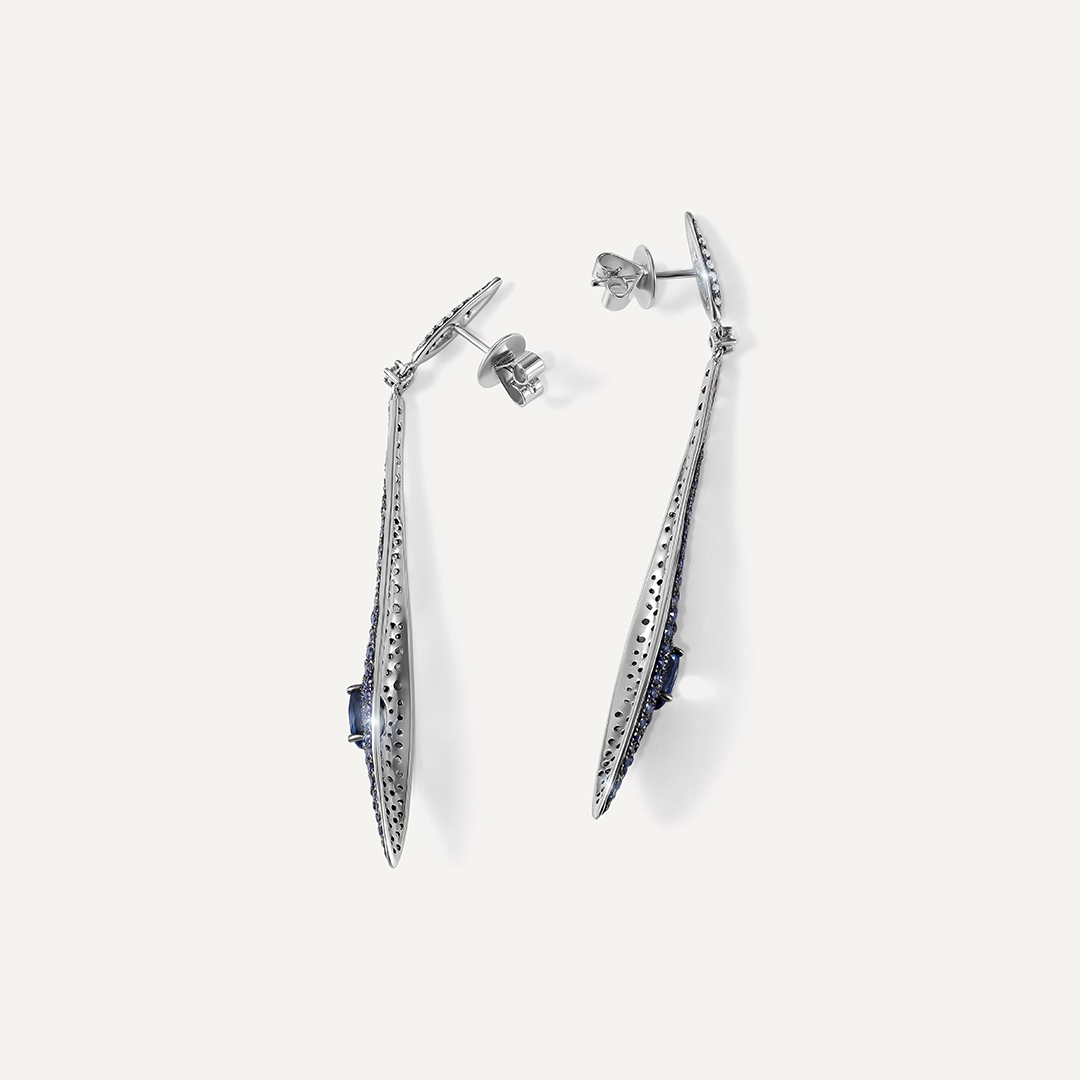 Серьги из белого золота с сапфирами