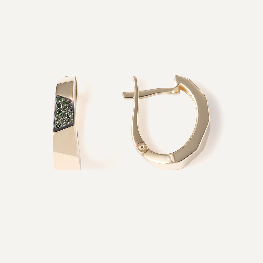 Серьги из желтого золота с зелеными бриллиантами