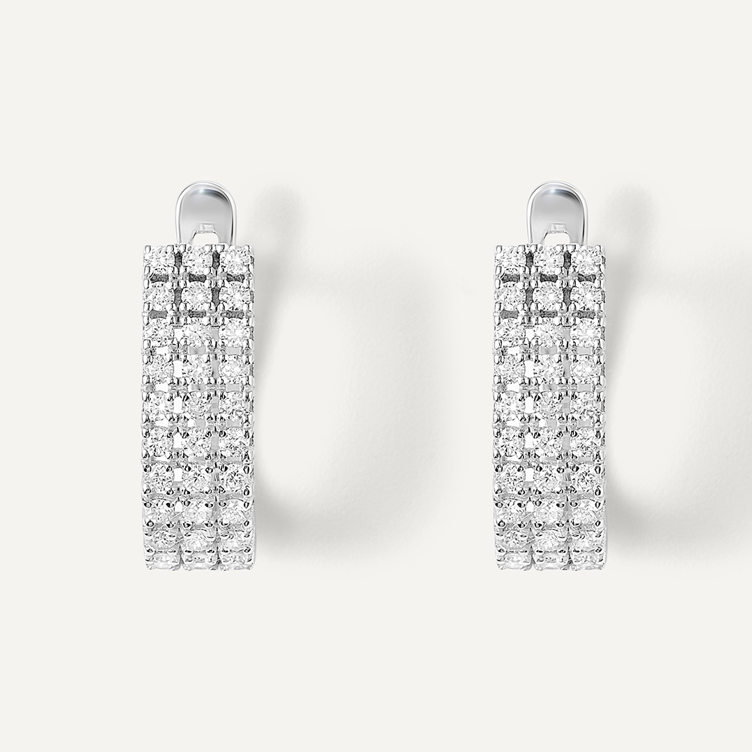 Серьги из белого золота с бриллиантами