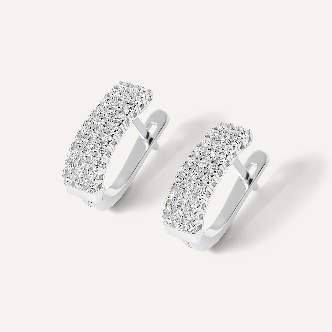 Серьги из белого золота с бриллиантами