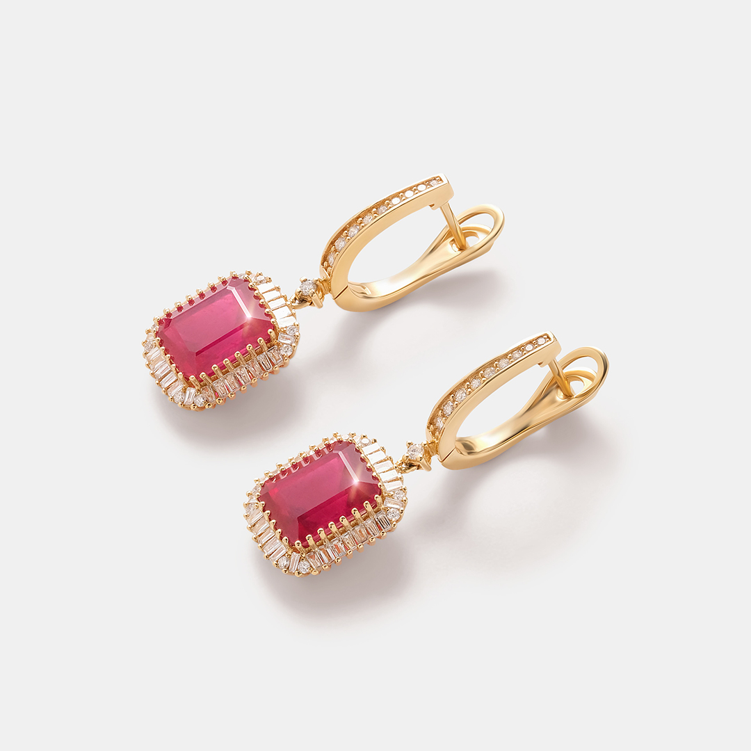 Серьги из желтого золота с рубинами