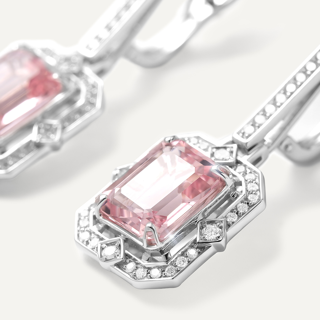 Серьги из белого золота с морганитами