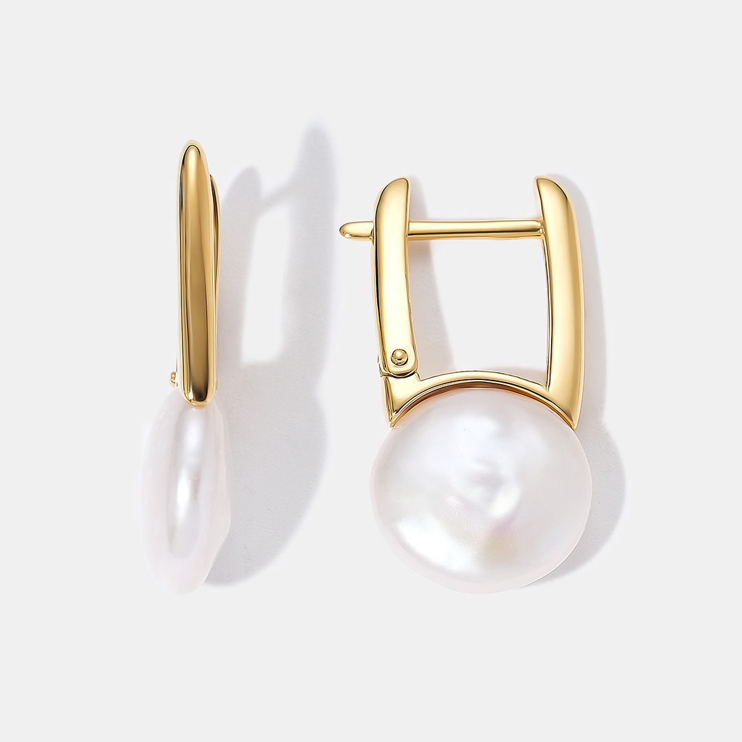 Серьги из желтого золота с жемчугом Кеши