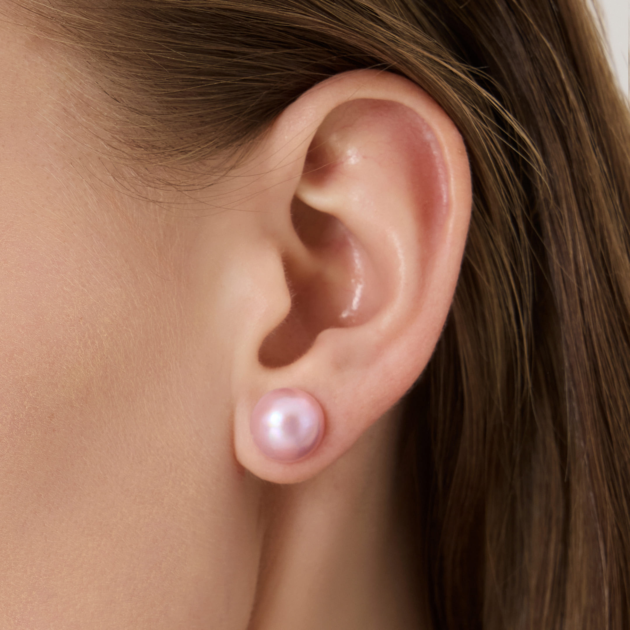 Серьги-пусеты из золота с жемчугом Мабе