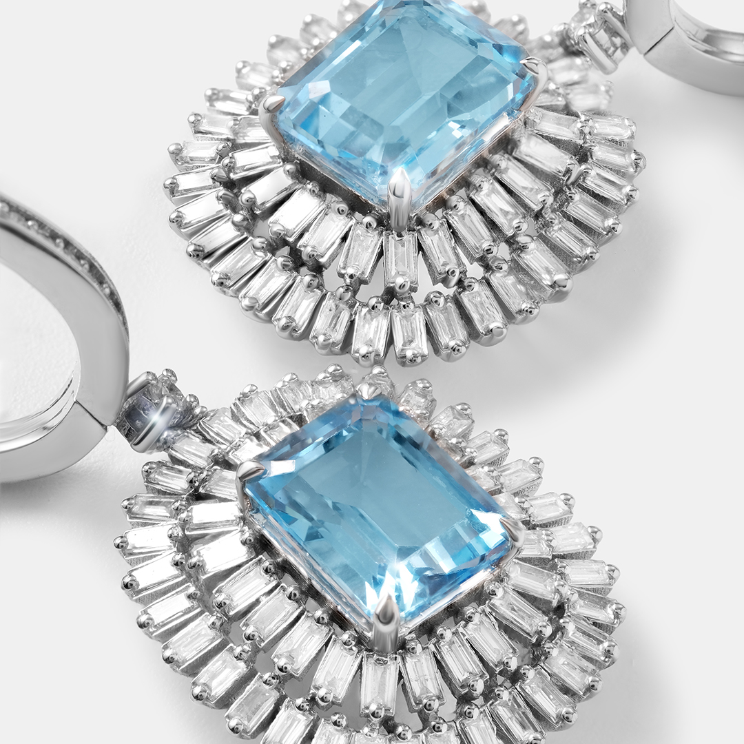 Серьги из белого золота с топазами