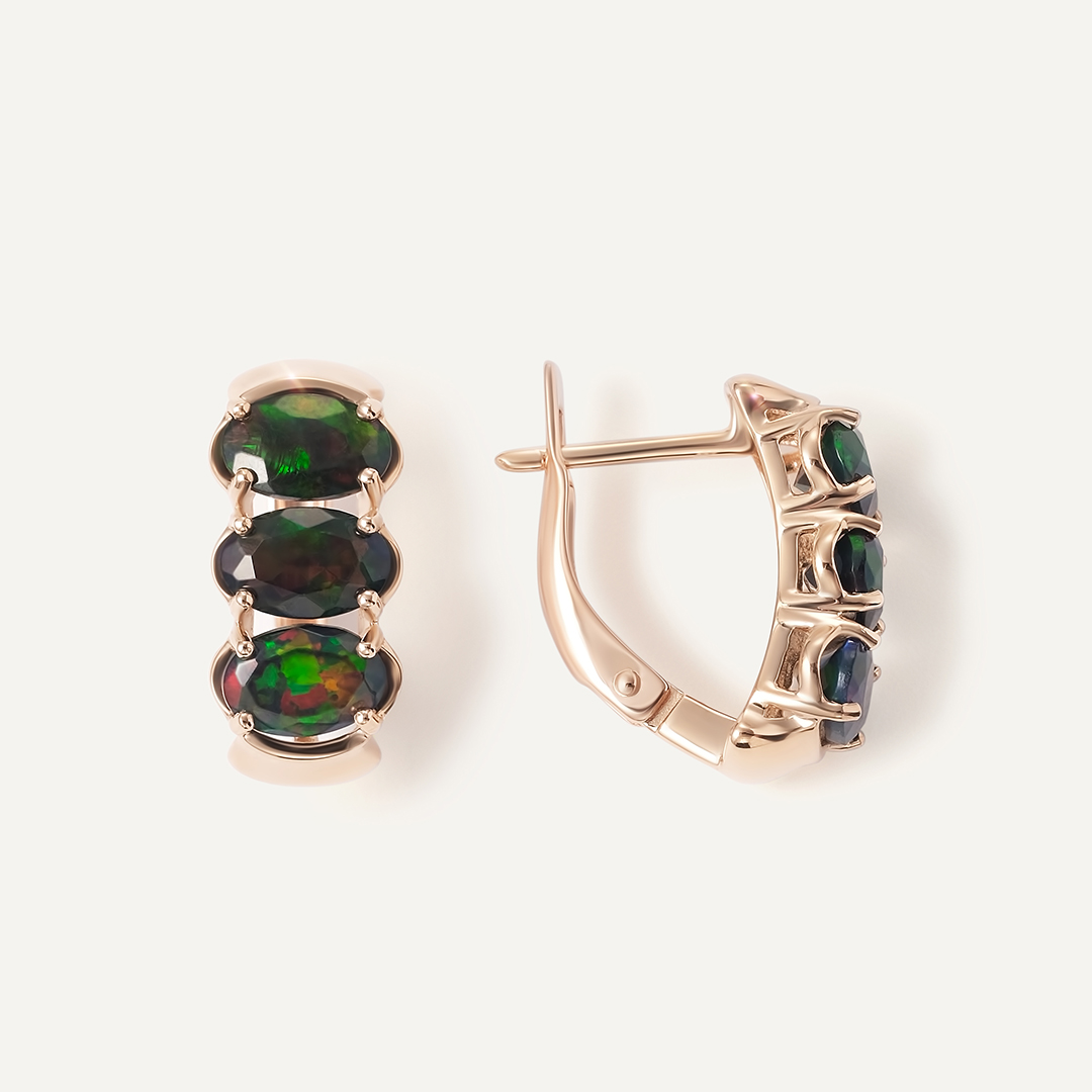 Серьги из золота с опалами