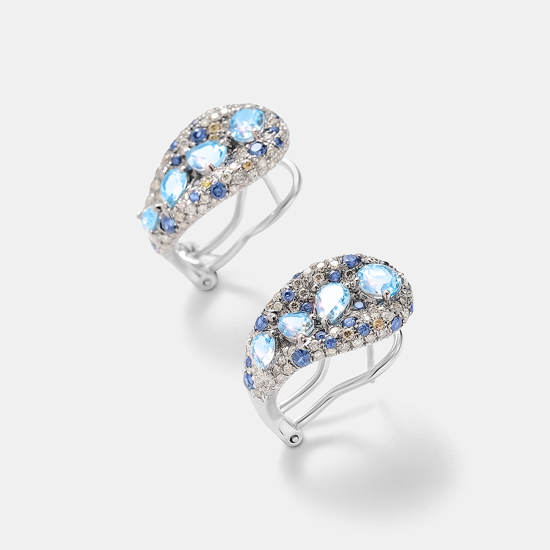 Серьги из белого золота с топазами и сапфирами