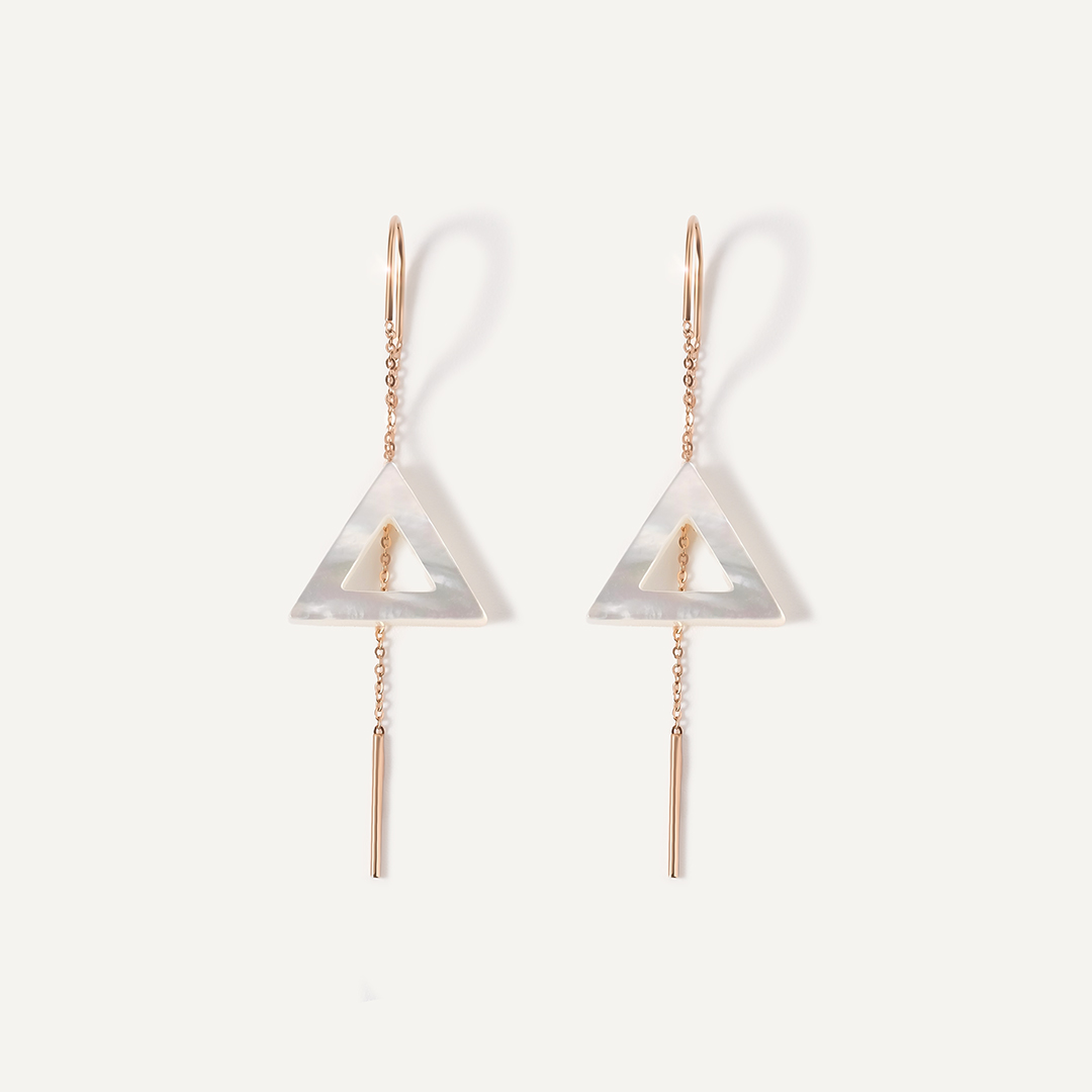 Серьги-протяжки из золота с перламутром