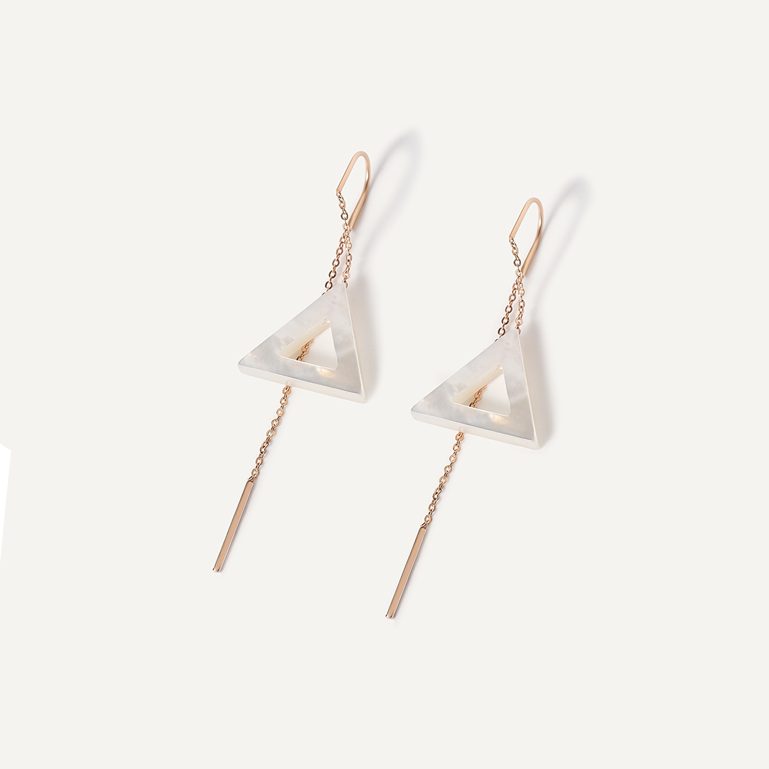 Серьги-протяжки из золота с перламутром