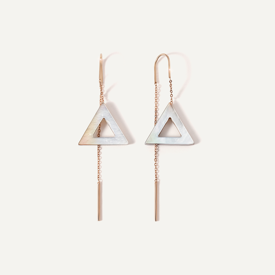 Серьги-протяжки из золота с перламутром