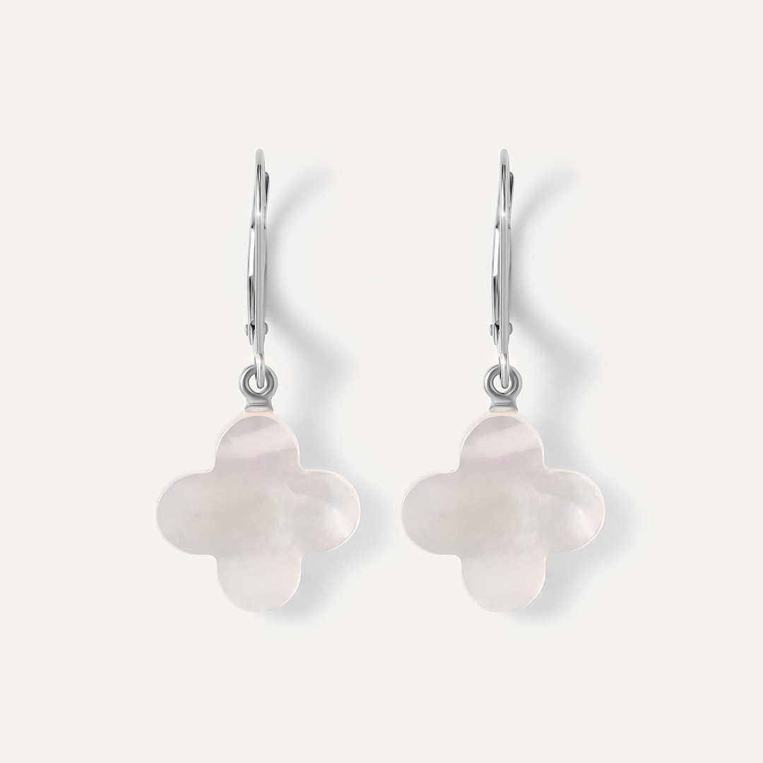 Серьги из белого золота с перламутром "Клевер"
