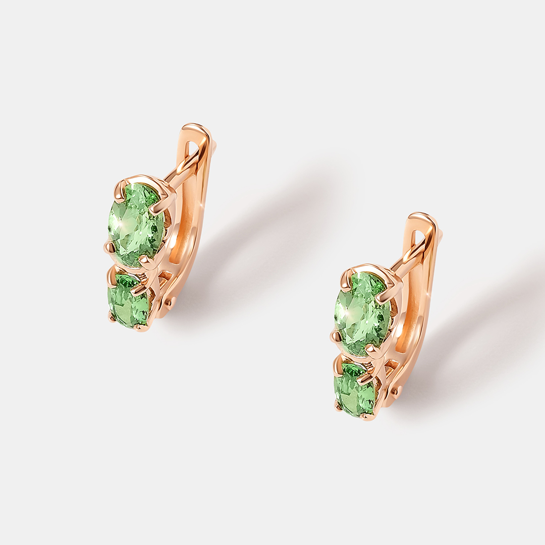 Серьги из золота с тсаворитами