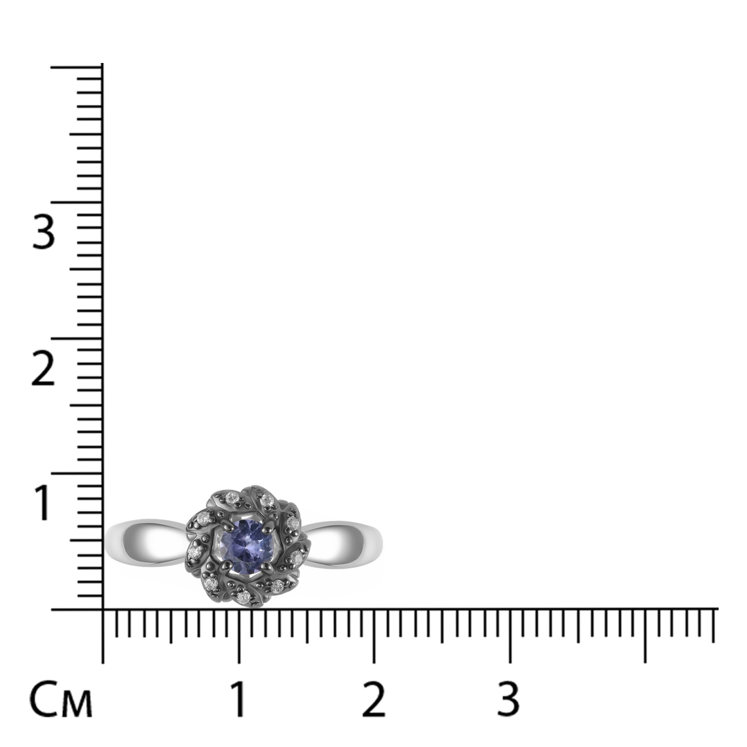 Серебряное кольцо 925 пробы; с чернением; вставки 1 Танзанит; 9 Фианит бесцв.;