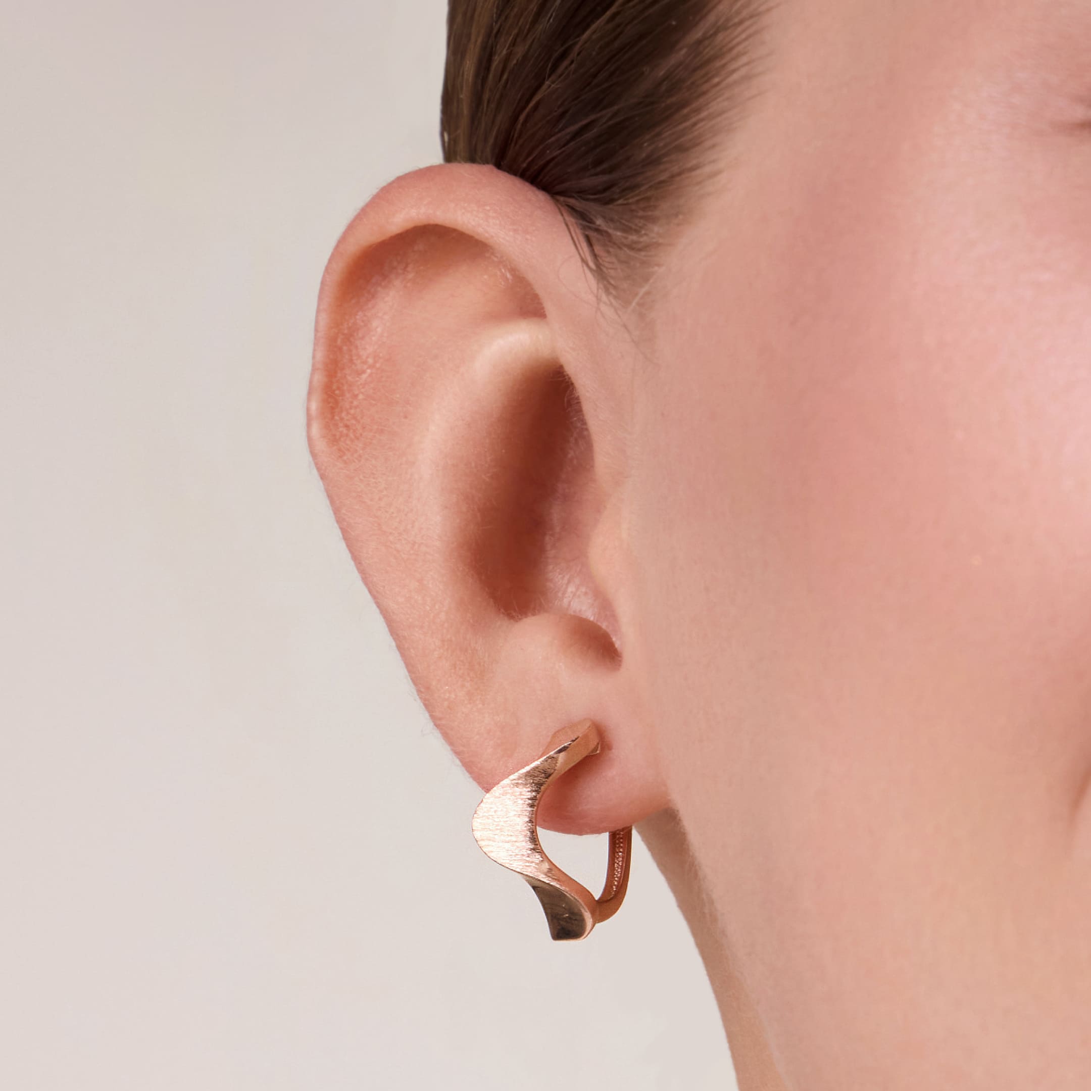 Серьги из золота