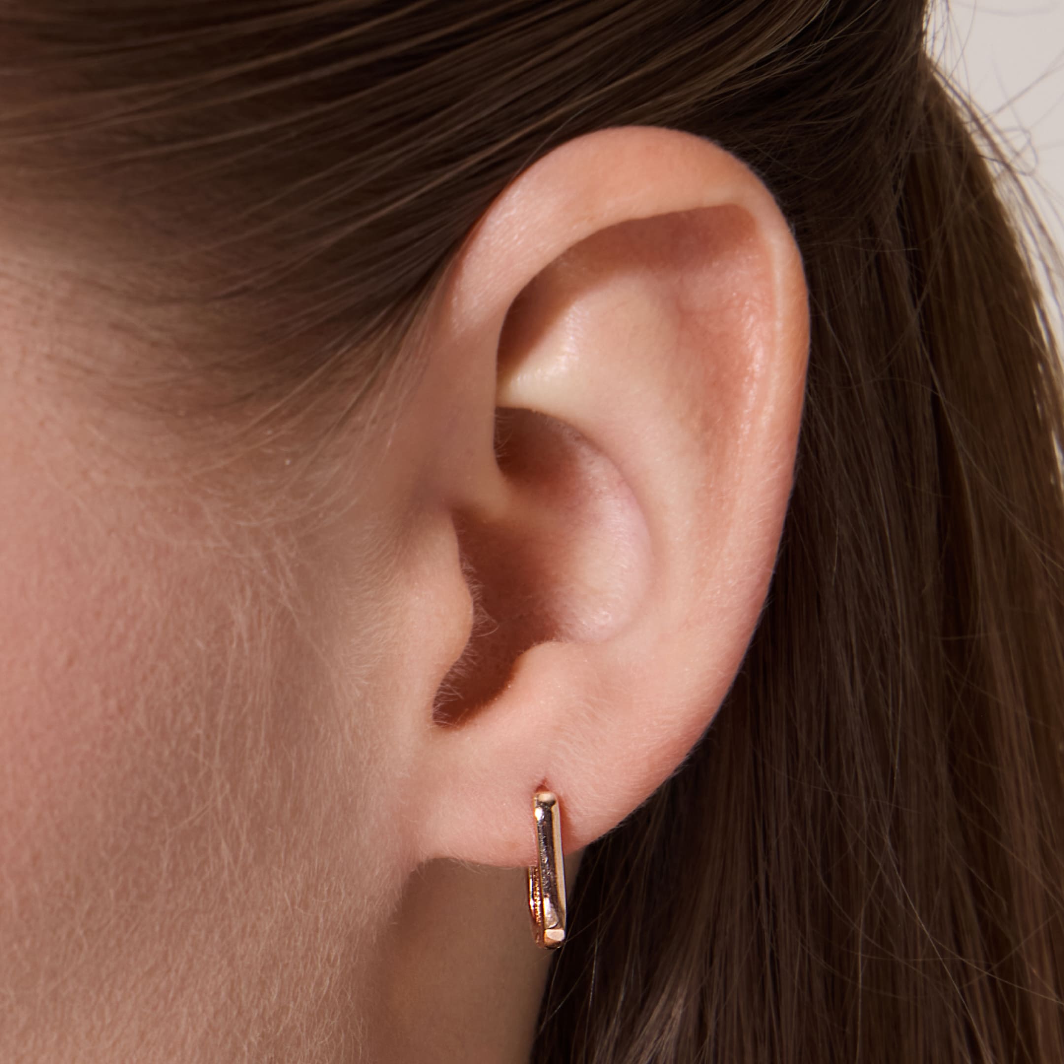 Серьги из золота