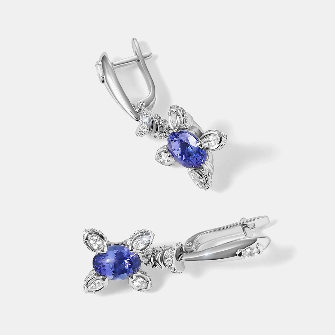 Серьги из белого золота с танзанитами