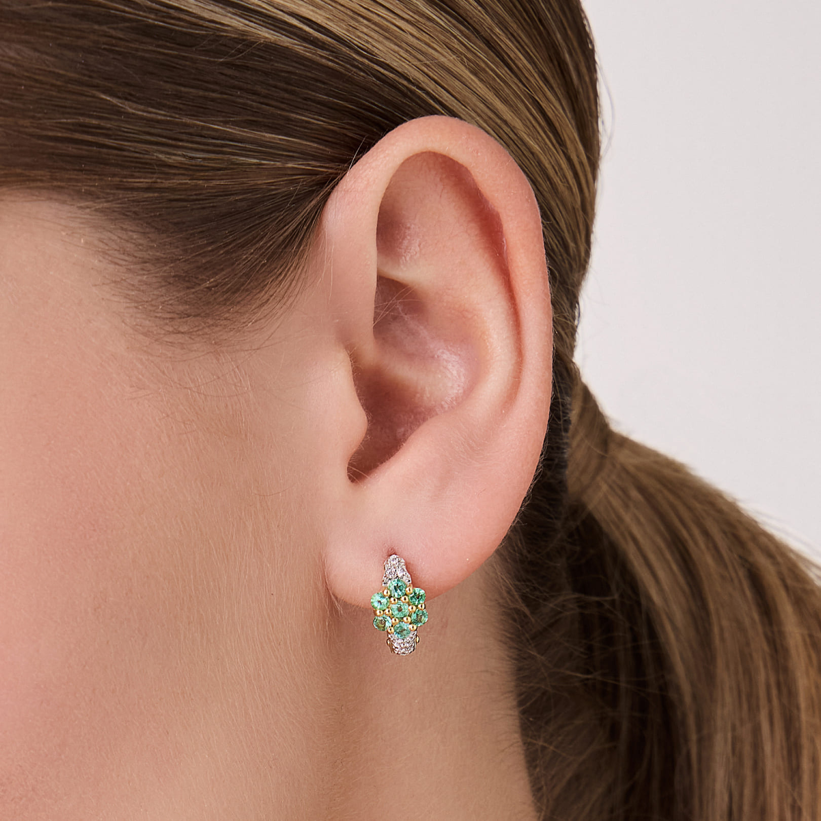 Серебряные серьги с изумрудами "Цветы"