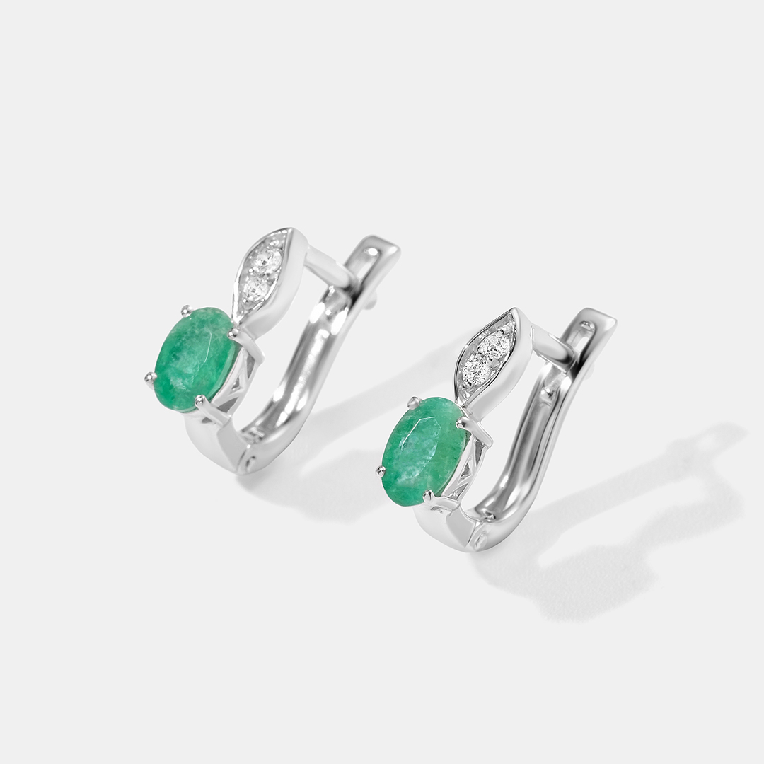 Серебряные серьги с изумрудами