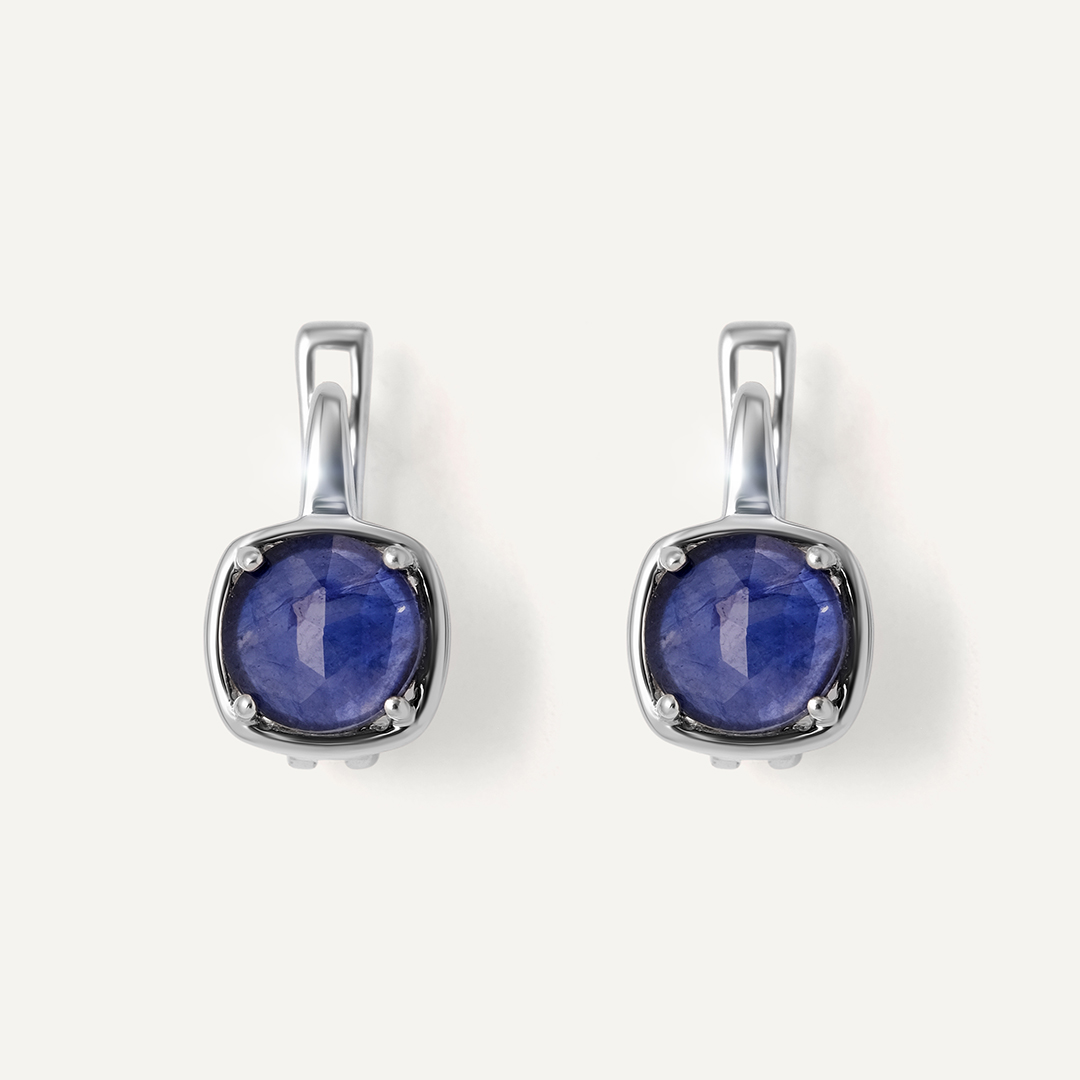 Серебряные серьги с сапфирами