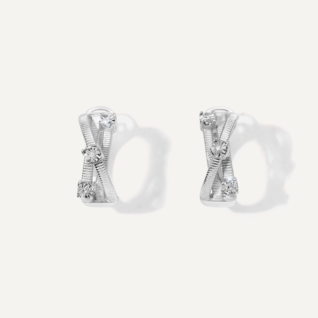 Серебряные серьги с бриллиантами