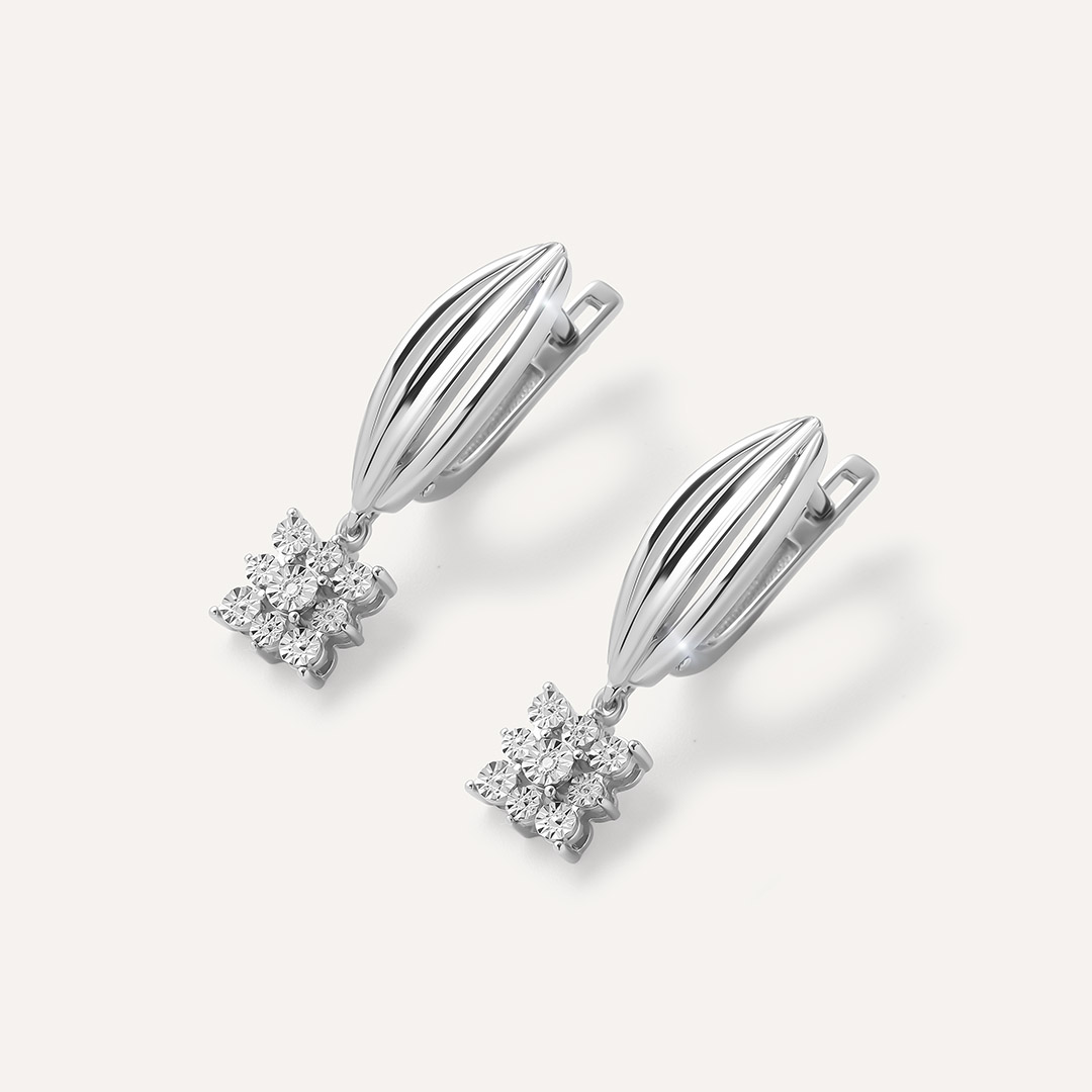 Серебряные серьги с бриллиантами