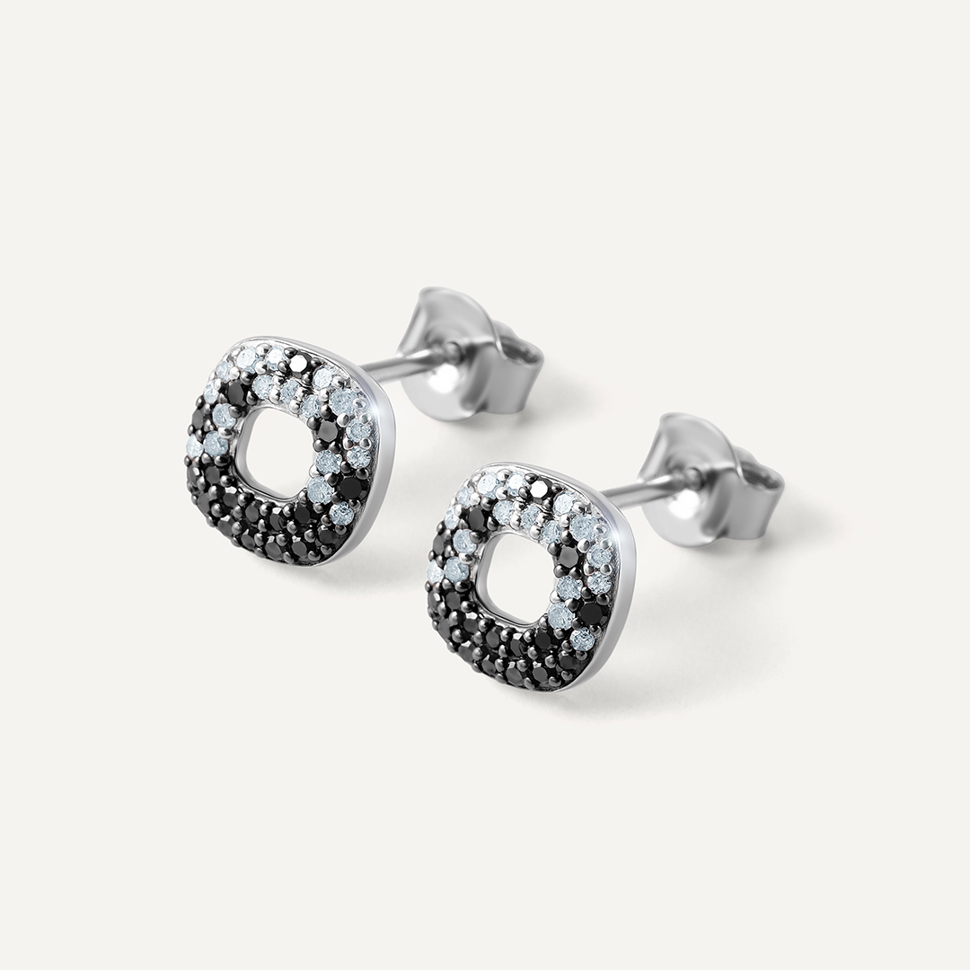 Серебряные серьги-пусеты с бриллиантами