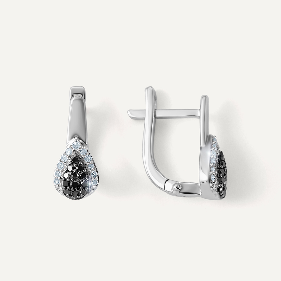 Серебряные серьги с бриллиантами