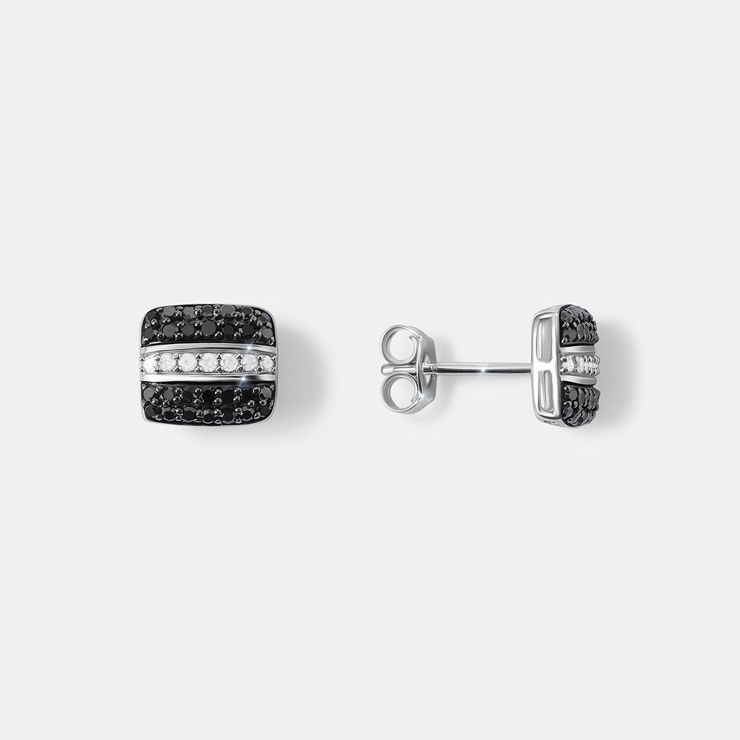 Серебряные серьги-пусеты с бриллиантами