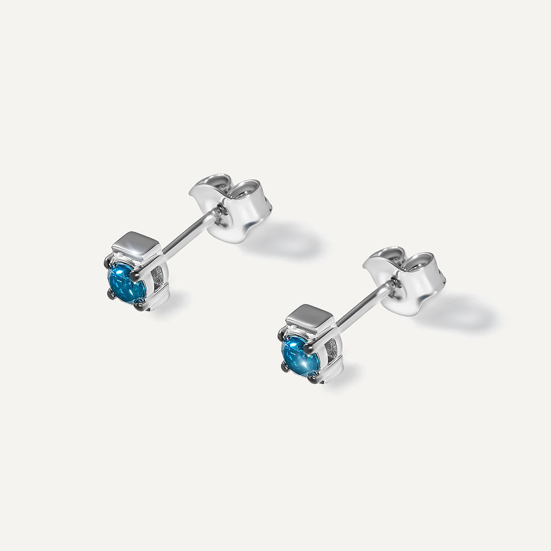 Серебряные серьги-пусеты с голубыми бриллиантами
