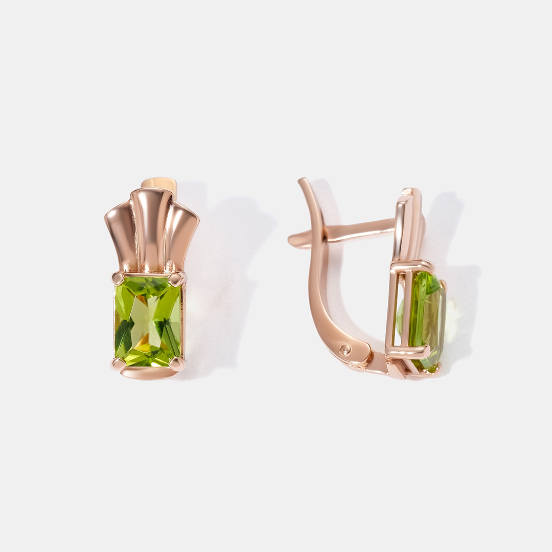 Серебряные серьги с хризолитами