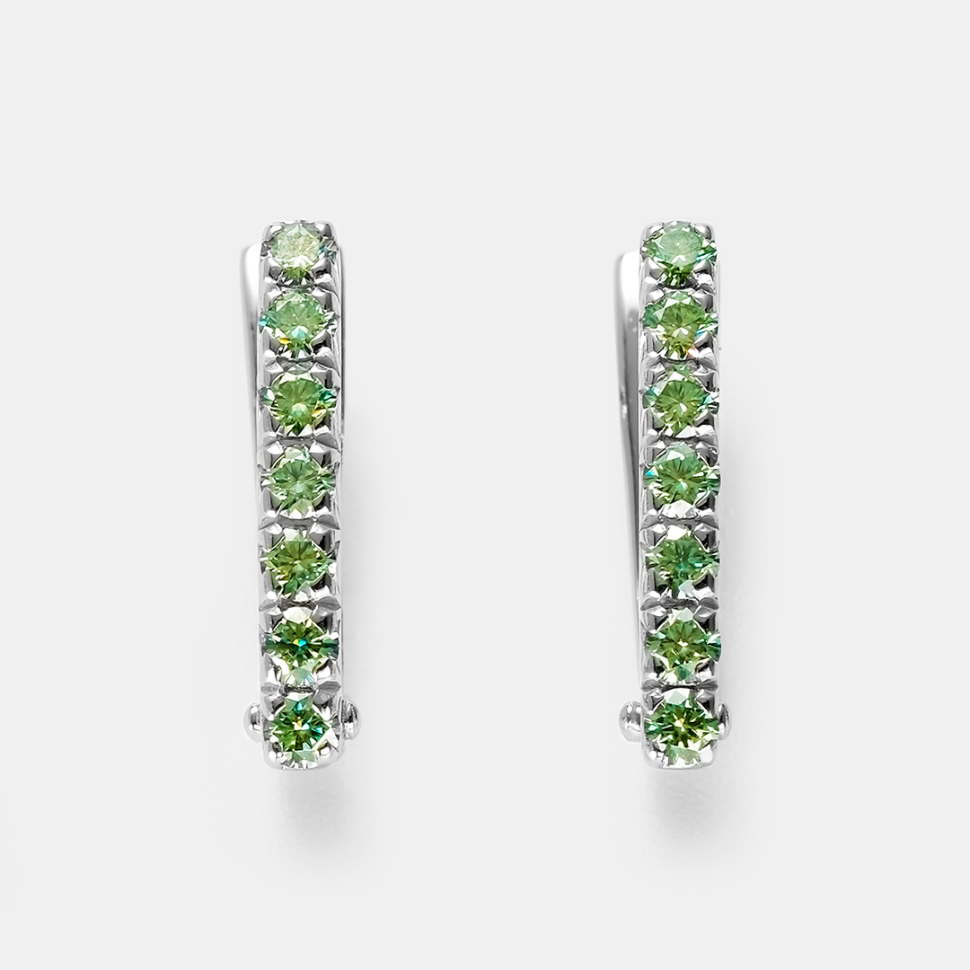 Серебряные серьги с муассанитами