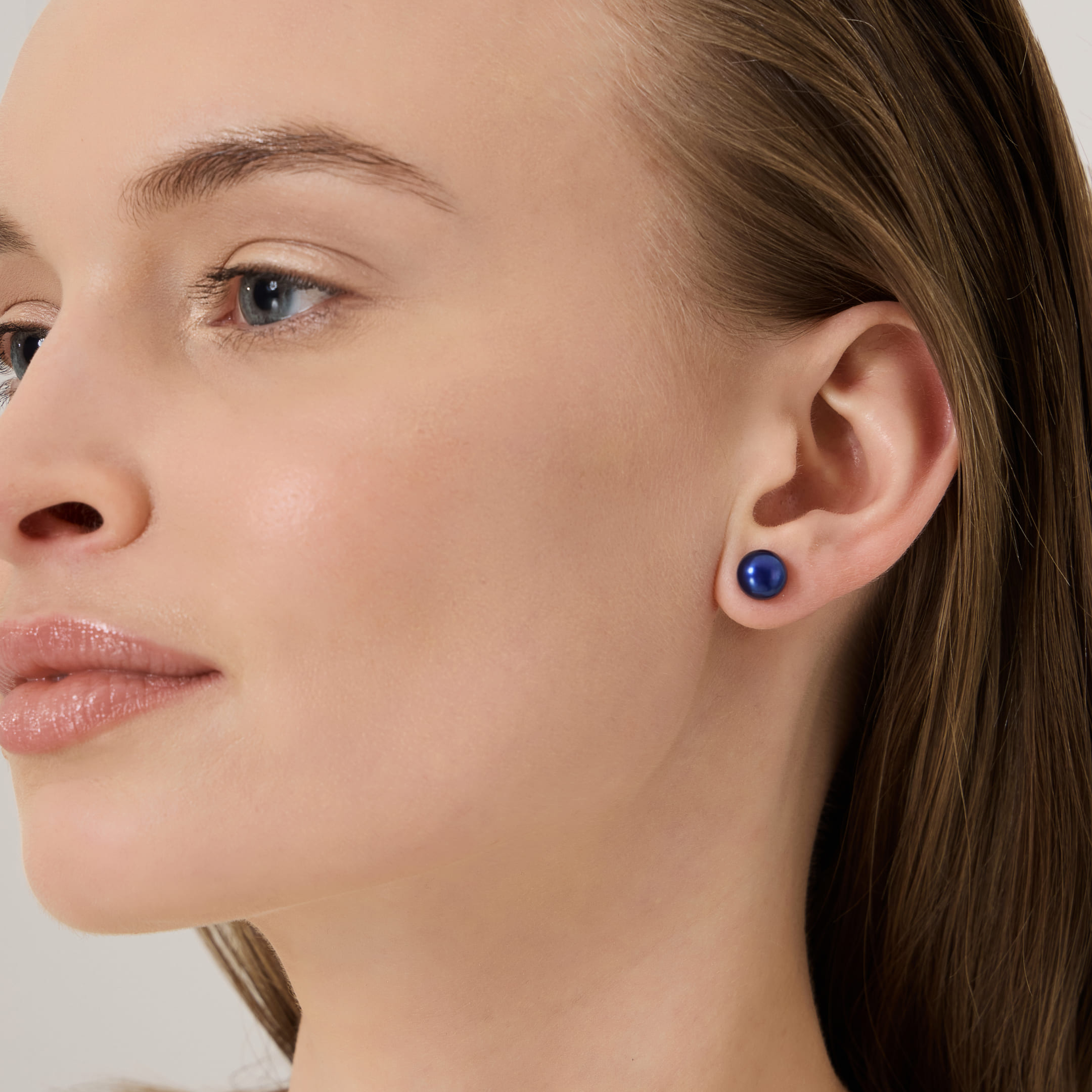 Серебряные серьги-пусеты с жемчугом