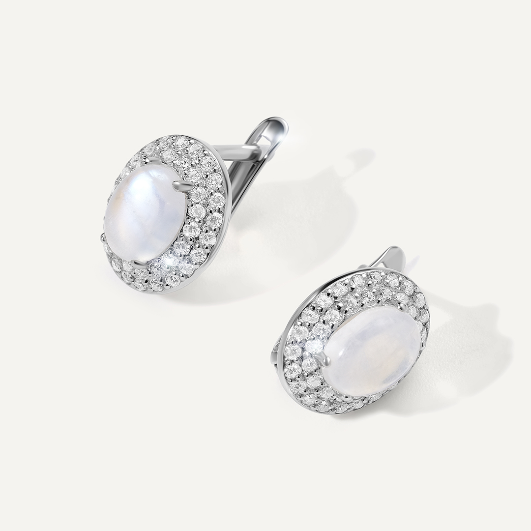 Серебряные серьги с лунными камнями