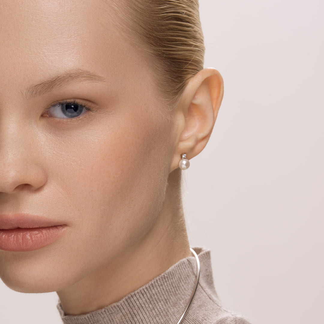 Серебряные серьги-пусеты с жемчугом