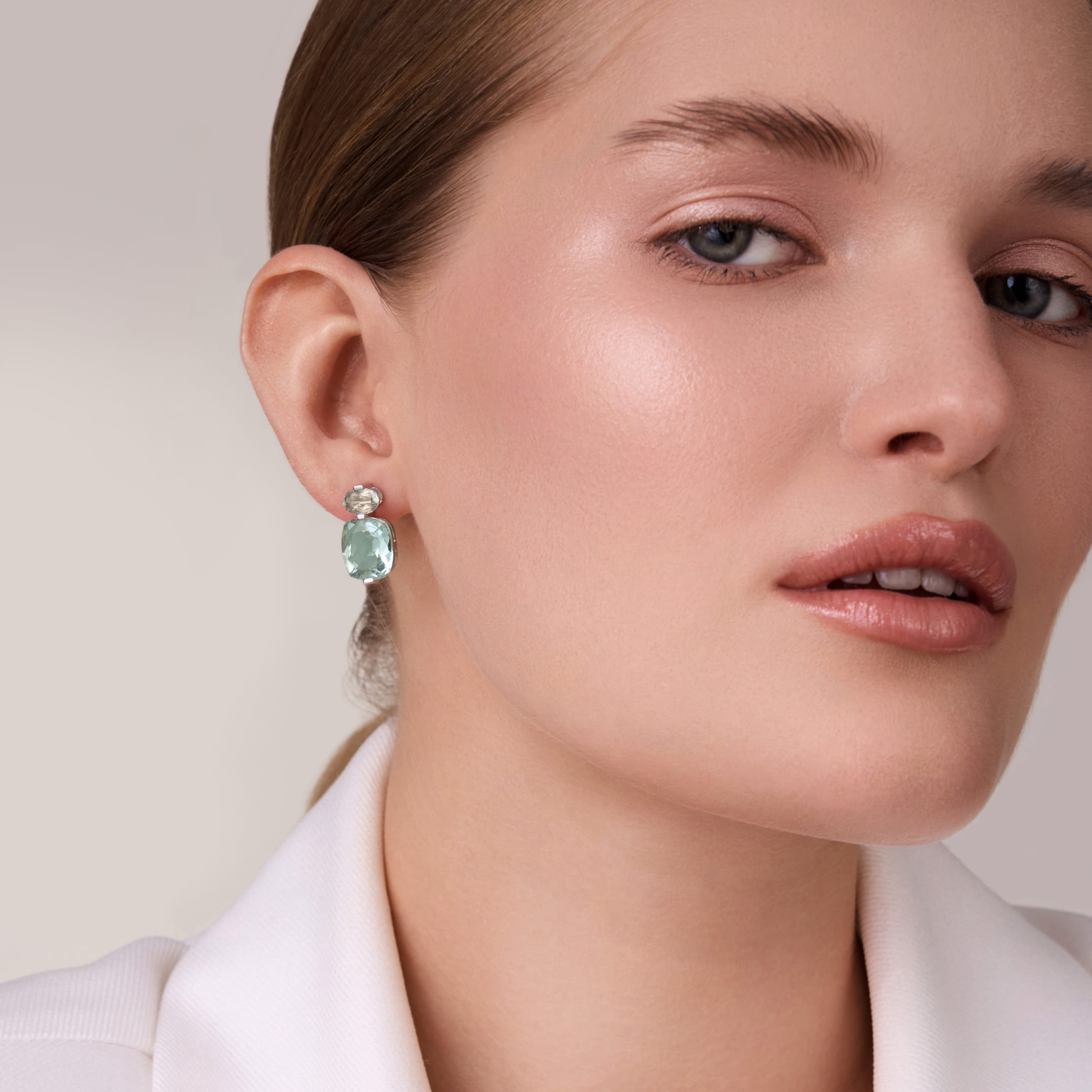 Серебряные серьги-пусеты с флюоритами