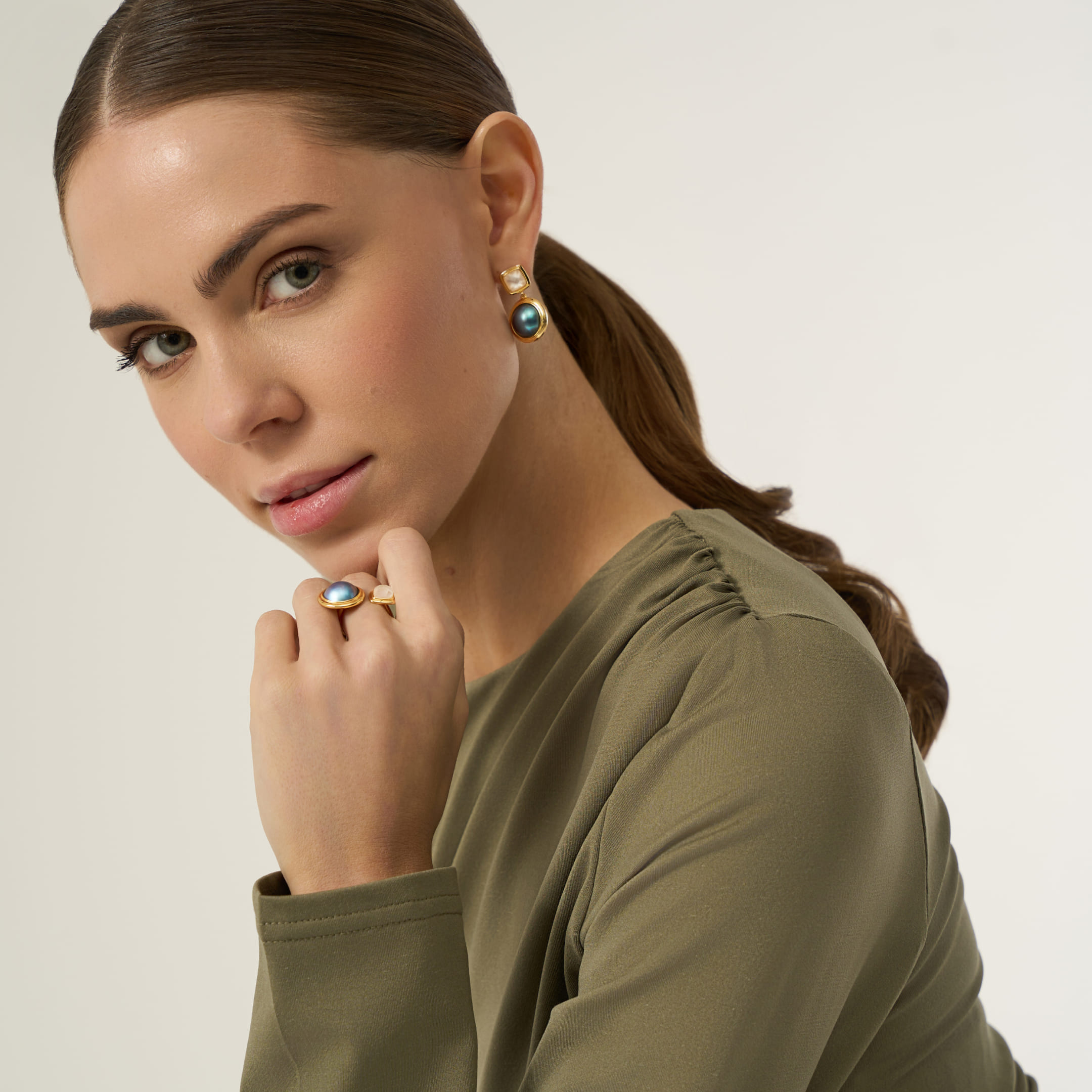 Серебряные серьги с перламутром и жемчугом Мабе