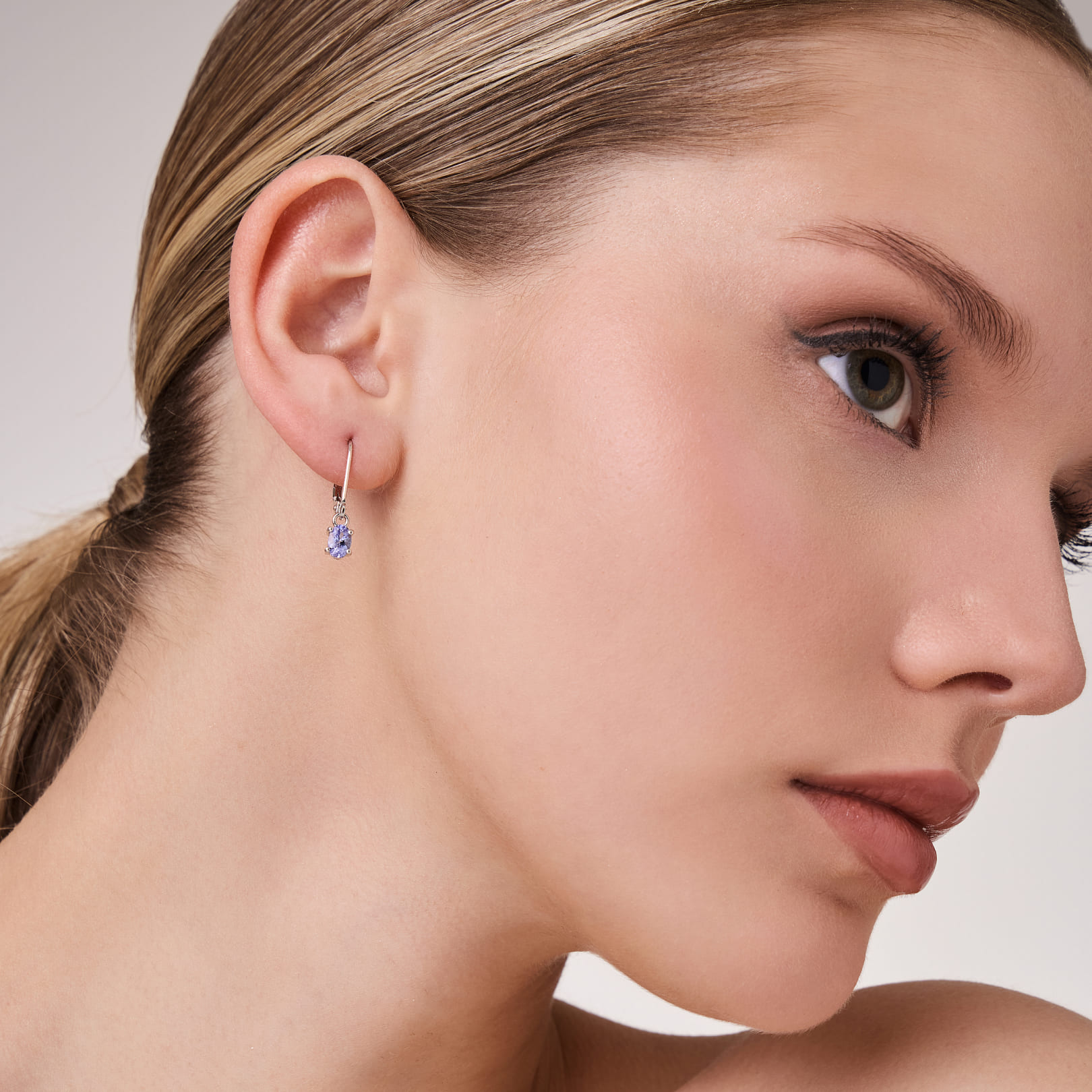 Серебряные серьги с танзанитами