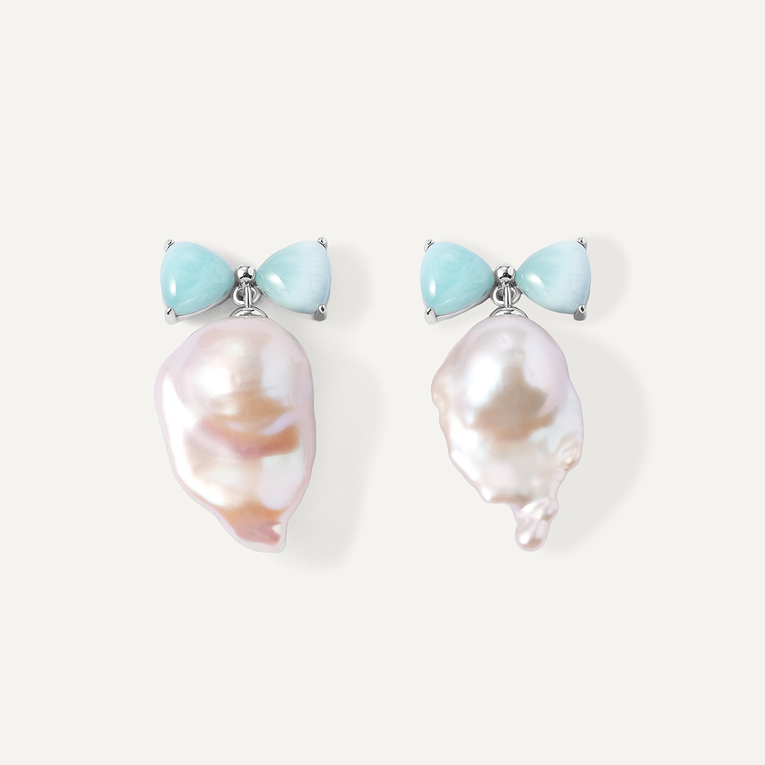 Серебряные серьги-пусеты с ларимарами и жемчугом Барокко