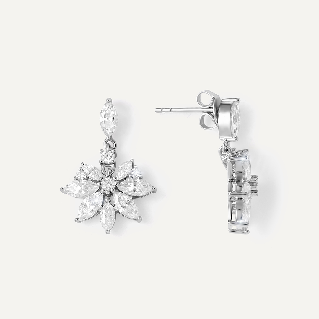 Серебряные серьги-пусеты с муассанитами