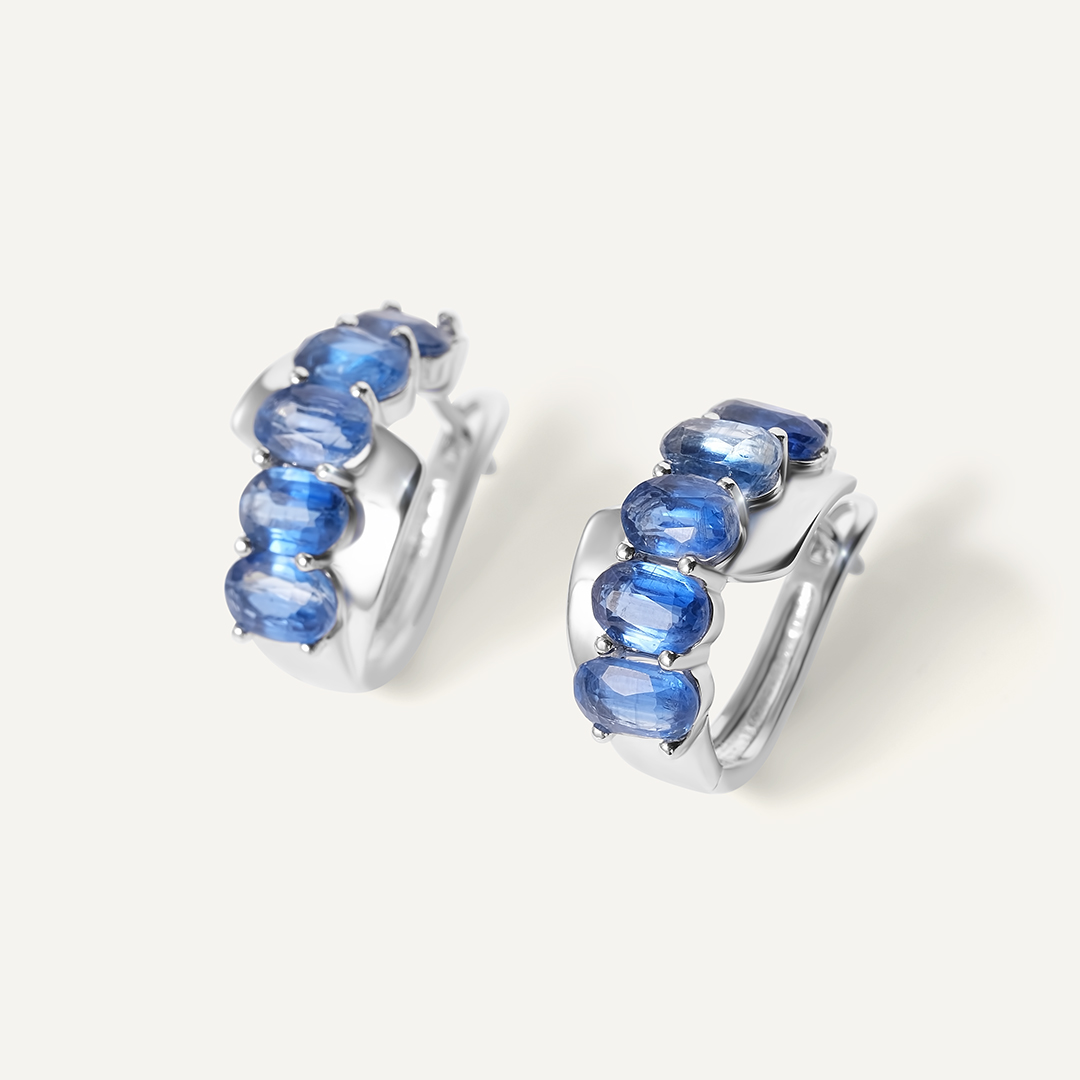 Серебряные серьги с кианитами