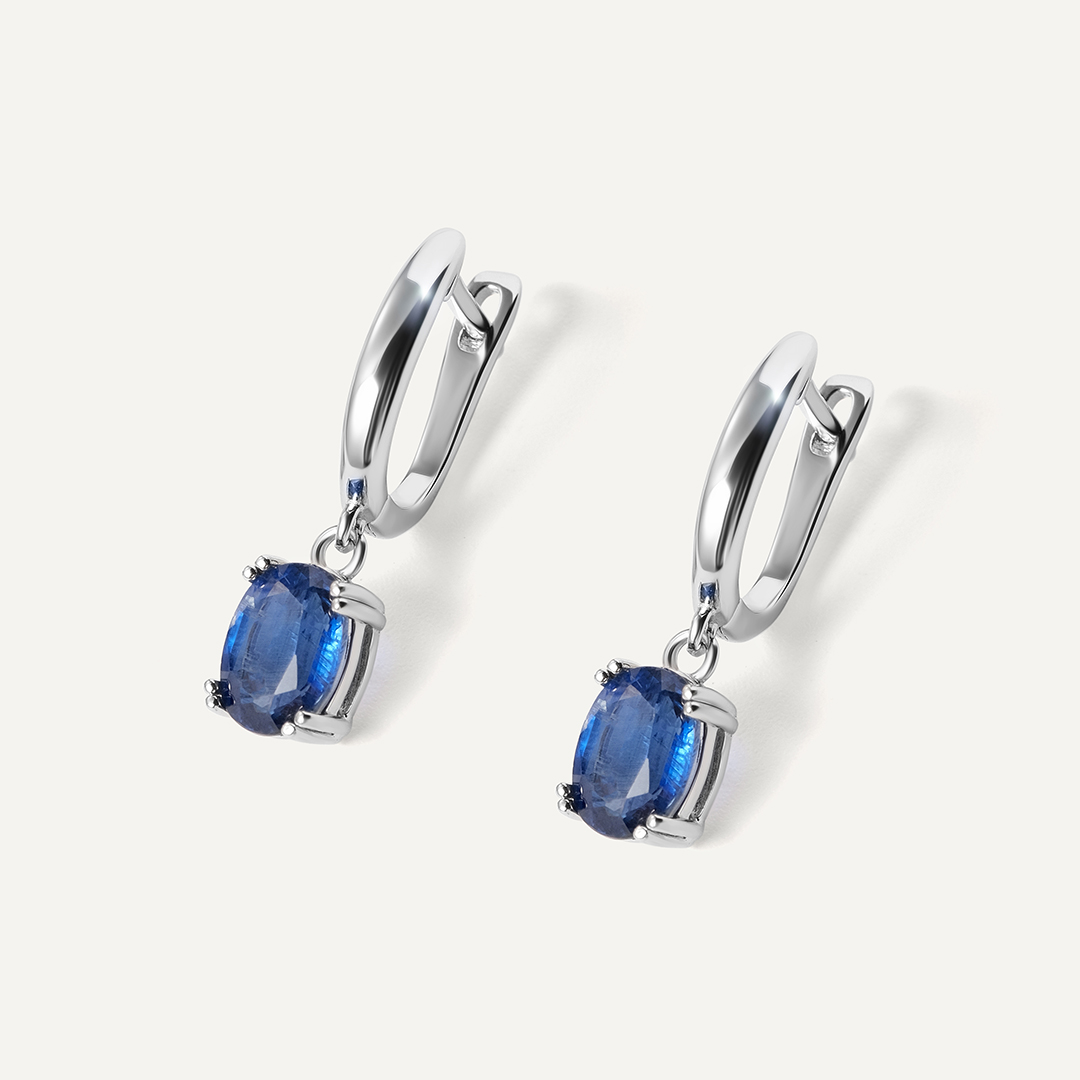 Серебряные серьги с кианитами