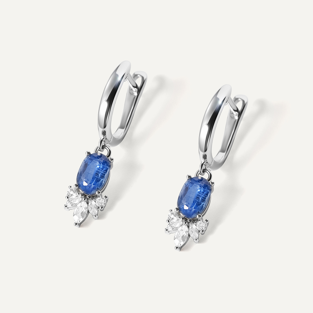 Серебряные серьги с кианитами