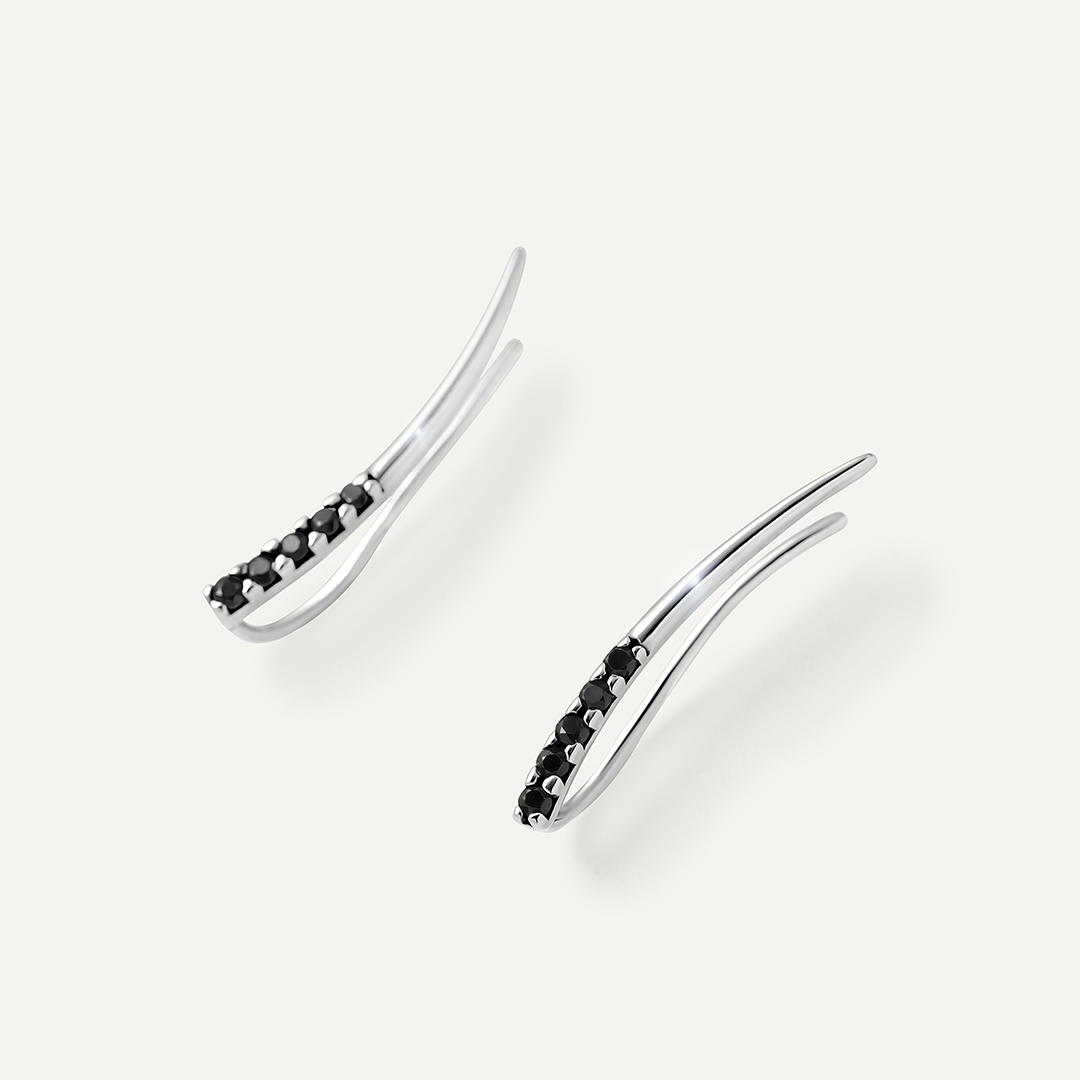 Серебряные серьги-каффы со шпинелью