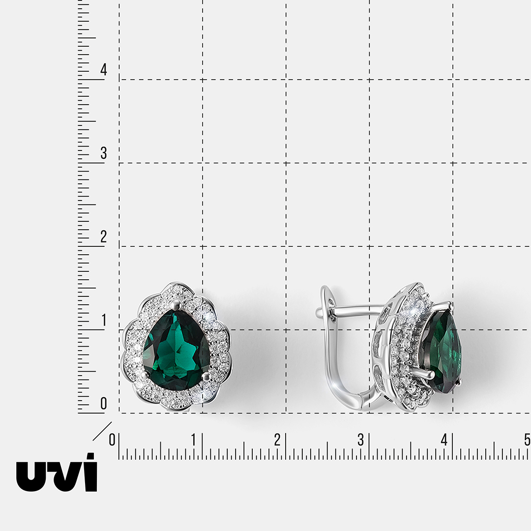 Серебряные серьги с выращенными изумрудами