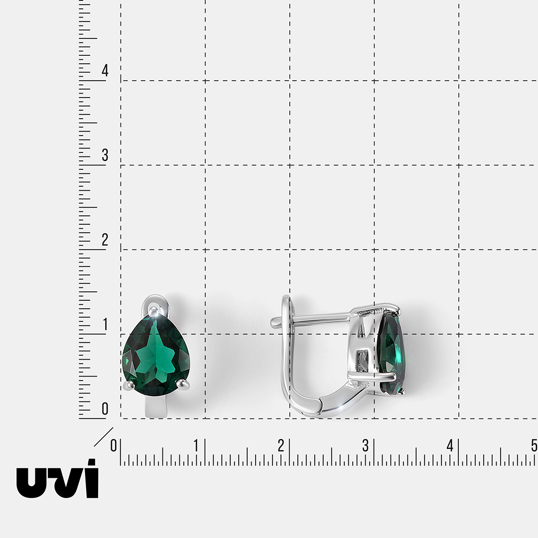 Серебряные серьги с выращенными изумрудами