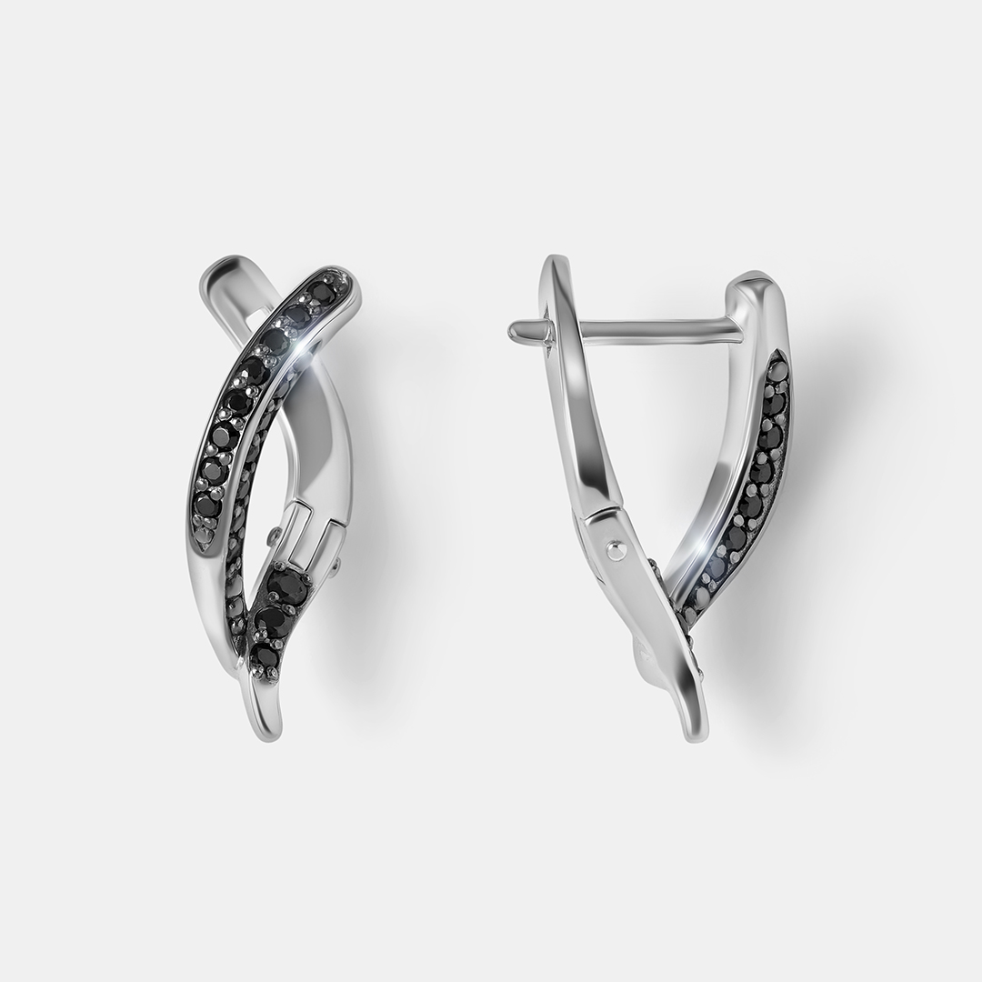 Серебряные серьги со шпинелью