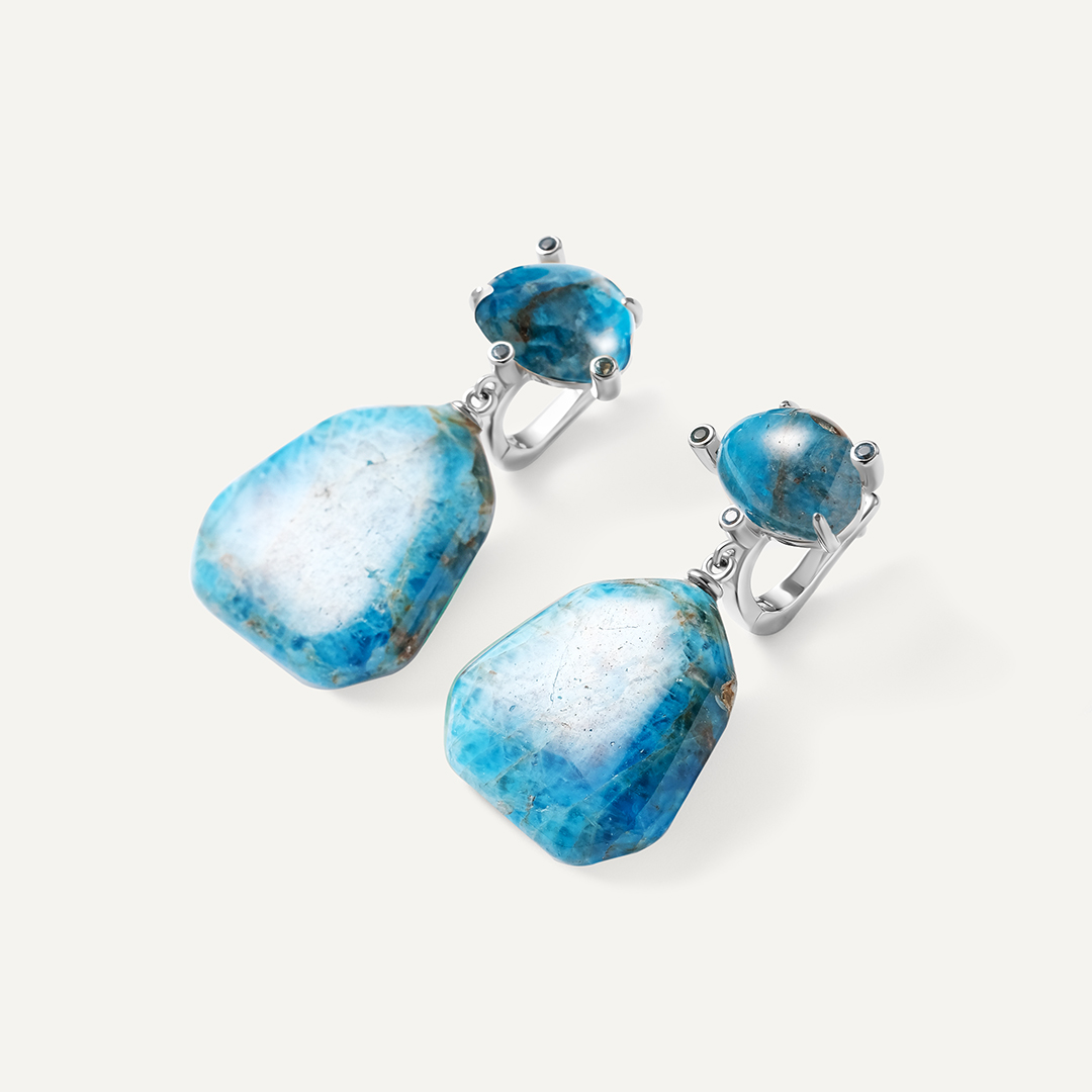 Серебряные серьги с апатитами