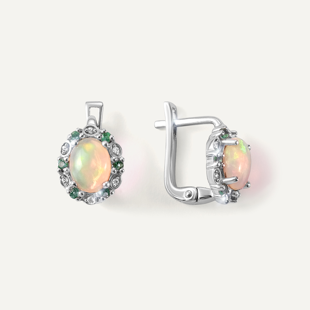 Серебряные серьги с опалами и изумрудами