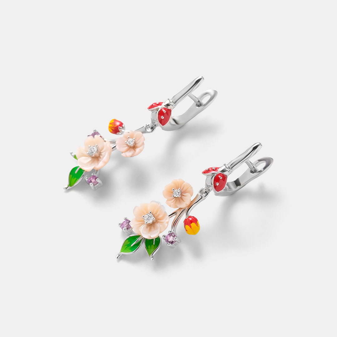 Серебряные серьги с перламутром "Цветы"