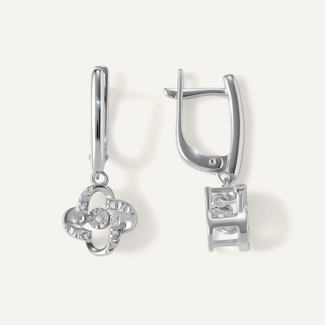 Серебряные серьги с бриллиантами "Танцующий камень"